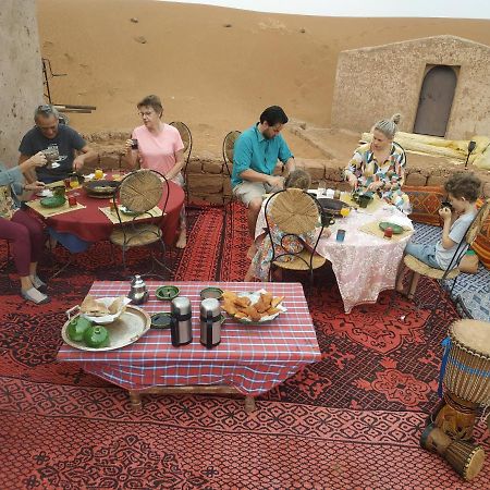 Bivouac Voyagealadin Hotell M'Hamid Exteriör bild