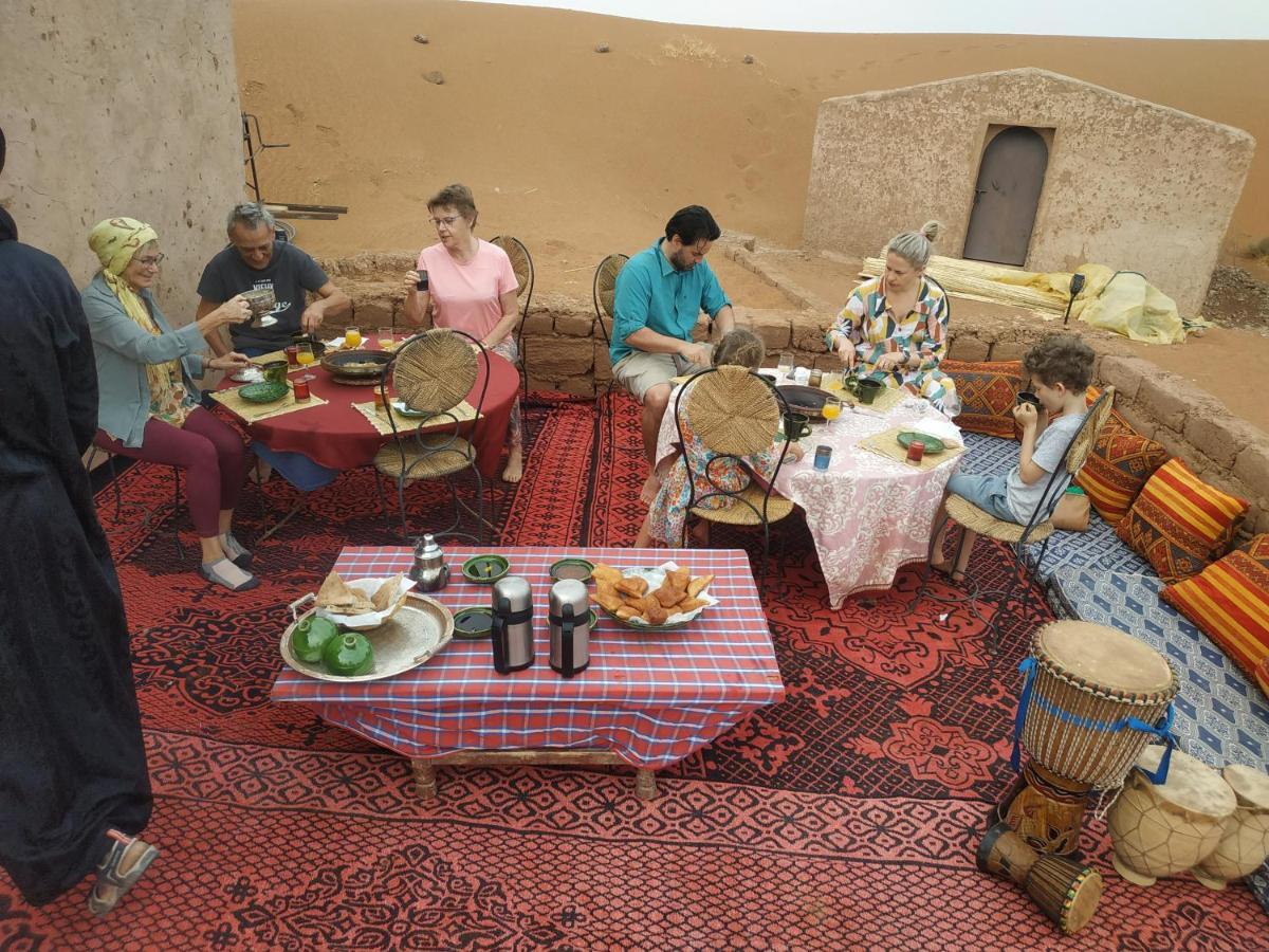 Bivouac Voyagealadin Hotell M'Hamid Exteriör bild